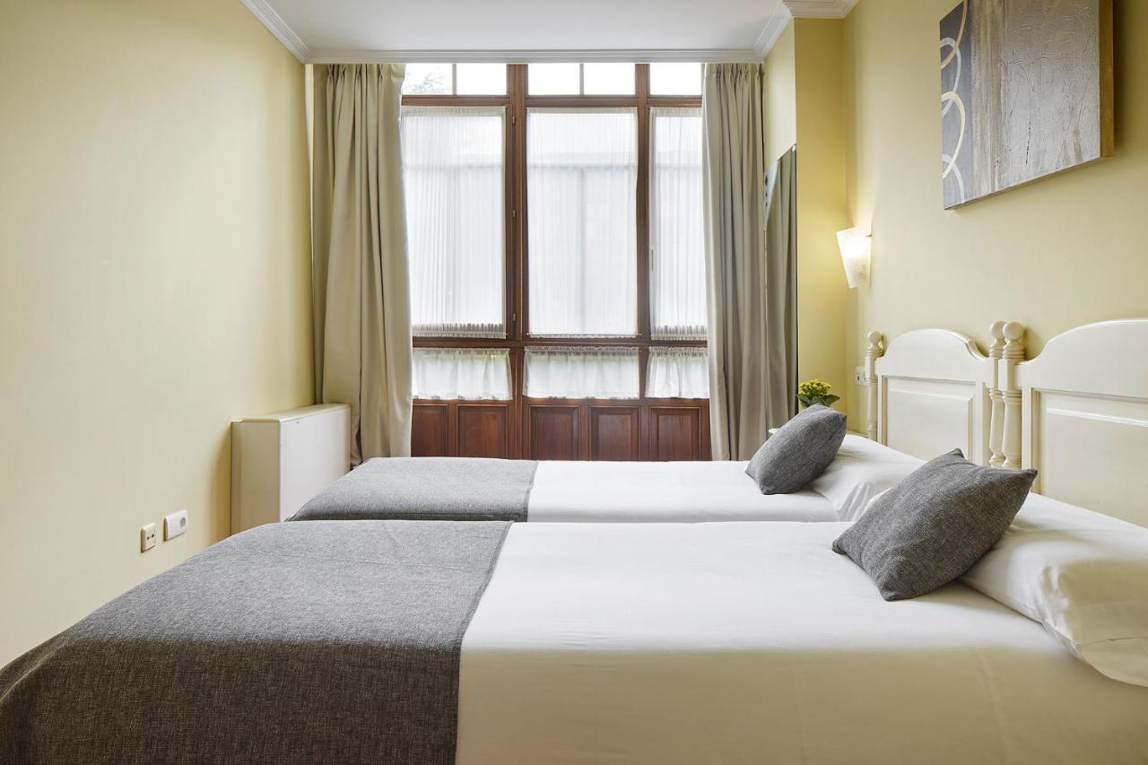 Iraipe Ongi Hotel Auto Check-In Oñate Kültér fotó